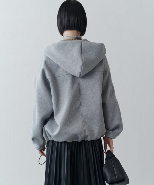 Lui's（ルイス）の「relaxスナップフードブルゾン（Tシャツ/カットソー・レディース・グレー/ブラック/ライトグレー・FREE）」の22枚目の写真