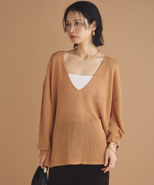 Doux archives(ドゥアルシーヴ)の「ペーパーヤーン深Vニット(ニット/セーター・レディース・キャメル/アイボリー/チャコールグレー・FREE)」の16枚目の写真