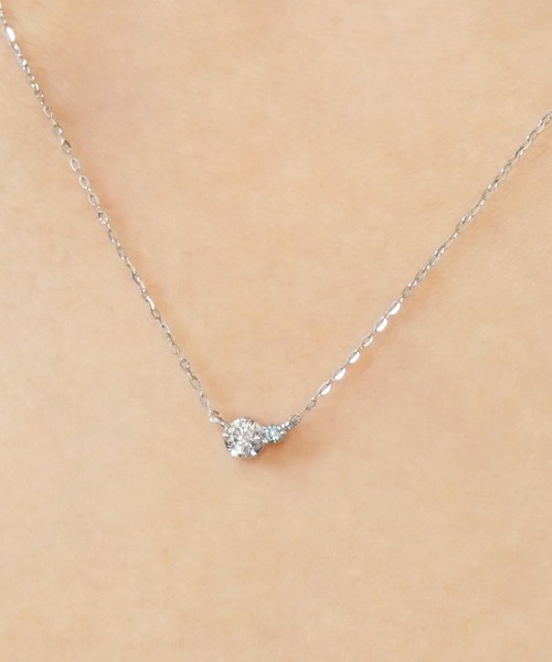 TAKE-UP（テイクアップ）の「K10 ツインダイヤモンドネックレス( IB)（チャーム・レディース・ホワイトゴールド・FREE）」の2枚目の写真