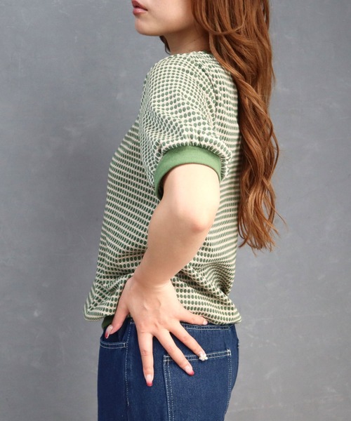 CECIL McBEE（セシルマクビー）の「ハニカム柄ジャガードトップス（Tシャツ/カットソー・レディース・ブラック/グリーン/ブルー・MEDIUM/LARGE）」の10枚目の写真