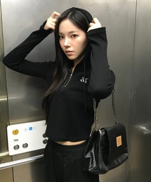 at12:03（アットイチニーゼロサン）の「【日本未発売/WEB限定】MUCENT(ムセント)/チェーン ショルダーバッグ/INFINITY LEATHER CHAIN SHOULDER BAG（ショルダーバッグ）」