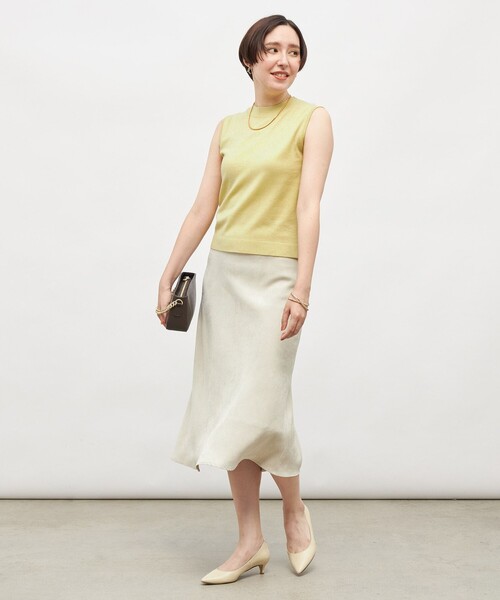 NOLLEY’S Sophi（ノーリーズソフィ）の「ウォッシャブルフェイクスエードバイヤスフレアスカート（スカート・レディース・ベージュ/ライトブルー/オリーブ・38/36/34）」の5枚目の写真