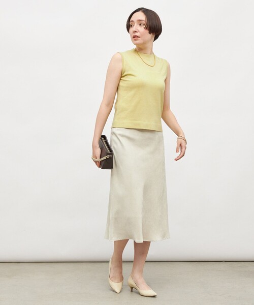 NOLLEY’S Sophi（ノーリーズソフィ）の「ウォッシャブルフェイクスエードバイヤスフレアスカート（スカート・レディース・ベージュ/ライトブルー/オリーブ・38/36/34）」の6枚目の写真