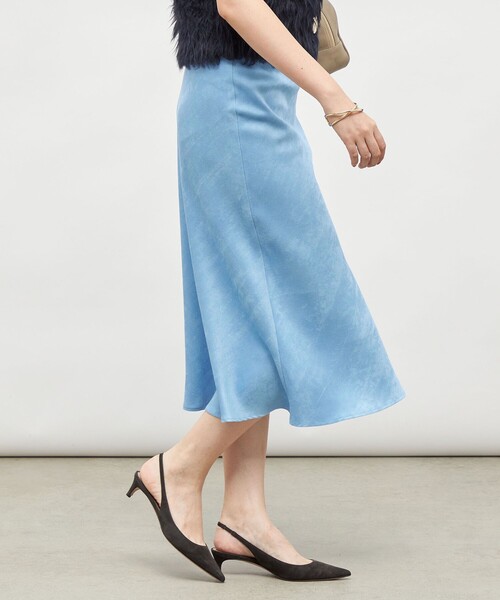 NOLLEY’S Sophi（ノーリーズソフィ）の「ウォッシャブルフェイクスエードバイヤスフレアスカート（スカート・レディース・ベージュ/ライトブルー/オリーブ・38/36/34）」の20枚目の写真