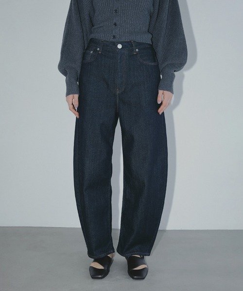 MANOF（マノフ）の「RED CARD×MANOF Valley CURVE DENIM（デニムパンツ・レディース・インディゴブルー・25/24/23）」の11枚目の写真