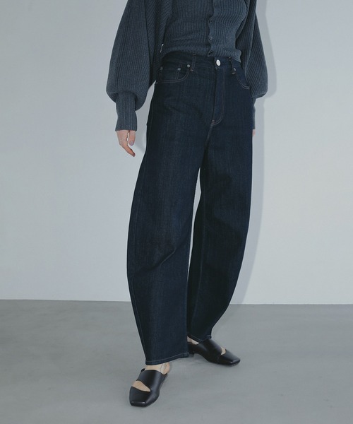 MANOF（マノフ）の「RED CARD×MANOF Valley CURVE DENIM（デニムパンツ・レディース・インディゴブルー・25/24/23）」の12枚目の写真