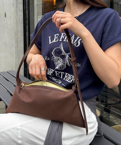 fredy emue(フレディエミュ)の「【@sora_522m企画】ワンショルベルトバッグ(ショルダーバッグ・レディース・ミント/ブラウン/ブラック・FREE)」の11枚目の写真