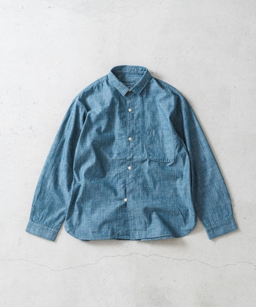 quadro(クオドロ)の「インディゴライトオンスダンガリー1ループボタンレギュラーシャツ(シャツ/ブラウス・メンズ・ネイビー・MEDIUM/LARGE)」の2枚目の写真