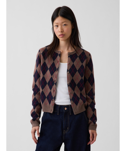 GAP(ギャップ)の「CashSoft カシミヤタッチ クロップドカーディガン(カーディガン/ボレロ・レディース・ピンク/キャメル/ブラック/アイボリー/グレー/ブルー/ブラウン系その他2/ヘザーグレー/ブルー系その他/ブラウン・XS/S/M/L/XL/XXS)」の8枚目の写真