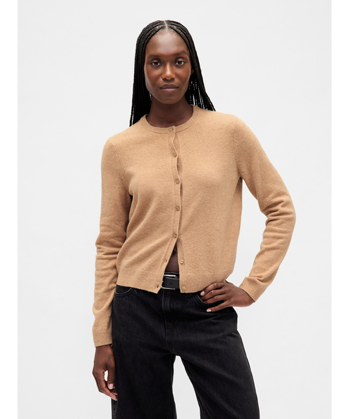 GAP（ギャップ）の「CashSoft カシミヤタッチ クロップドカーディガン（カーディガン/ボレロ・レディース・ピンク/キャメル/ブラック/アイボリー/グレー/ブルー・XS/S/M/L/XL/XXS）」の5枚目の写真