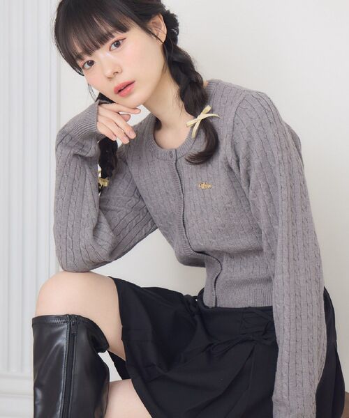 ems excite(エムズエキサイト)の「ケーブルNTカーデ(ニット/セーター・レディース・ダークグレー/レッド/キャメル/ダークブルー・FREE)」の6枚目の写真