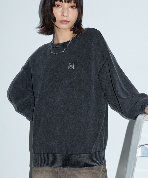 Anchor Smith（アンカー スミス）の「ヴィンテージ加工 スノーウォッシュ メタリックロゴクルーネックニット（ニット/セーター・レディース・グレイッシュベージュ/ブラック/ブラウン/チャコール/ワイン・L/M）」の8枚目の写真