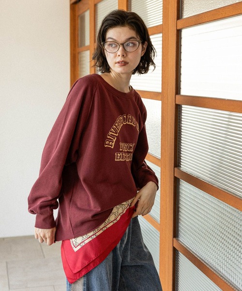 niko and...（ニコアンド）の「ボートネックカレッジプルオーバー（スウェット・レディース・ボルドー/ネイビー/ナチュラル・LARGE/MEDIUM）」の22枚目の写真