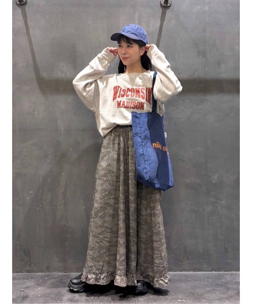 niko and...（ニコアンド）の「ボートネックカレッジプルオーバー（スウェット・レディース・ボルドー/ネイビー/ナチュラル・LARGE/MEDIUM）」の5枚目の写真