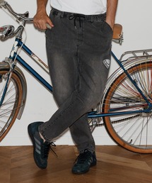 No Rain No Rainbow（ノーレインノーレインボー）の「mp14083-tapered denim pants with pick patch デニムパンツ(NR25W-05)（デニムパンツ）」