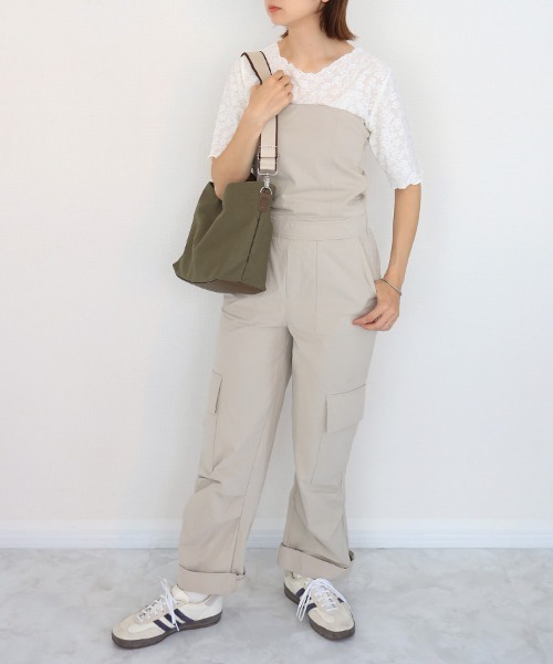 Bleu Bleuet（ブルーブルーエ）の「フラワーシアークルーネックTシャツ（Tシャツ/カットソー・レディース・アイボリー/ブラック/ブルー・FREE）」の16枚目の写真