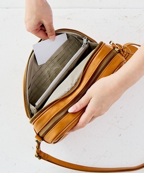 zucchero（ズッケロ）の「ズッケロ ショルダーバッグ 本革 ななめ掛け お財布ショルダーバッグ 40104（ショルダーバッグ・レディース・グリーン/キャメル/グレー/ブラック・FREE）」の14枚目の写真