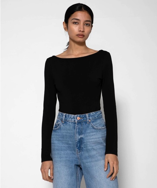 ROYAL FLASH(ロイヤルフラッシュ)の「determ/ デターム/Collagen Twisted Back Bodysuit(Tシャツ/カットソー・レディース・ホワイト/ブラック・S/XS)」の5枚目の写真