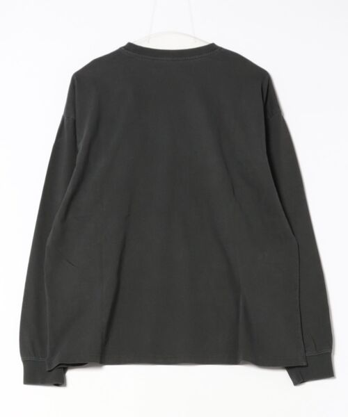 sanrio(サンリオ)の「サンリオ ピグメントロングスリーブTシャツ(Tシャツ/カットソー・レディース・スミクロ・M/L/XL)」の2枚目の写真