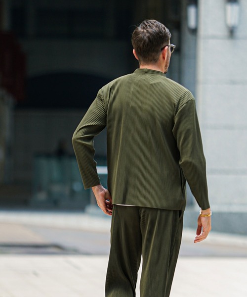 SOMEDIFF（サムディフ）の「プリーツカーディガン メンズ 黒 ブラック グレー カーキ（カーディガン/ボレロ・メンズ・グレー/ブラック/カーキ・M/L/XL）」の14枚目の写真