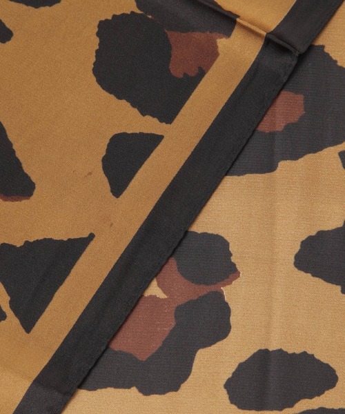 BAYFLOW(ベイフロー)の「70×70 レオパードスカーフ(バンダナ/スカーフ・レディース・ホワイト/ブラウン・FREE)」の16枚目の写真