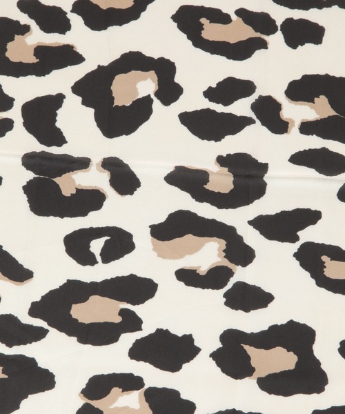 BAYFLOW(ベイフロー)の「70×70 レオパードスカーフ(バンダナ/スカーフ・レディース・ホワイト/ブラウン・FREE)」の17枚目の写真