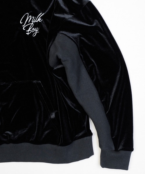 MILKBOY（ミルクボーイ）の「LOGO VELOUR パーカー（パーカー・レディース・B/A・FREE）」の15枚目の写真
