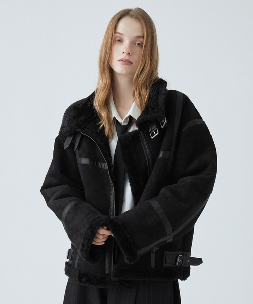 VELNUS（ベルナス）の「【VELNUS】B-3 high neck design fleece-lined faux shearling jacket/Ｂ-3ハイネックデザイン 裏ボアフェイクムートンジャケット（ムートンコート・メンズ・ホワイト/ブラック・L/S/M）」の4枚目の写真