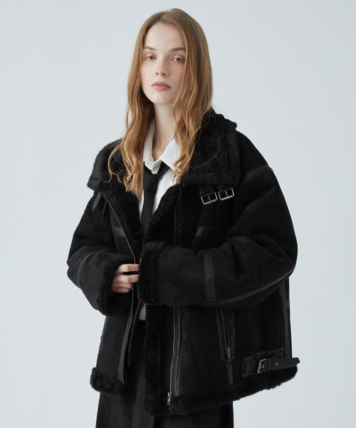 VELNUS（ベルナス）の「【VELNUS】B-3 high neck design fleece-lined faux shearling jacket/Ｂ-3ハイネックデザイン 裏ボアフェイクムートンジャケット（ムートンコート・メンズ・ホワイト/ブラック・L/S/M）」の6枚目の写真
