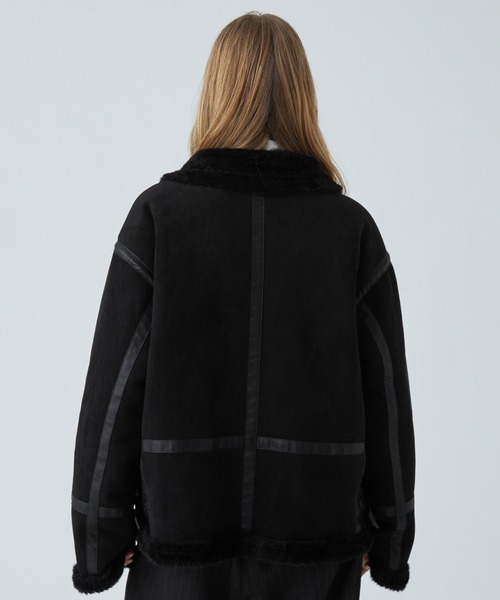 VELNUS（ベルナス）の「【VELNUS】B-3 high neck design fleece-lined faux shearling jacket/Ｂ-3ハイネックデザイン 裏ボアフェイクムートンジャケット（ムートンコート・メンズ・ホワイト/ブラック・L/S/M）」の11枚目の写真