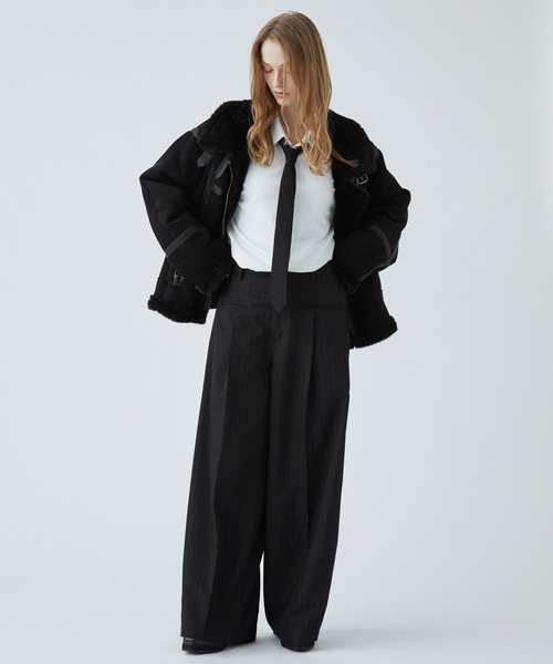 VELNUS（ベルナス）の「【VELNUS】B-3 high neck design fleece-lined faux shearling jacket/Ｂ-3ハイネックデザイン 裏ボアフェイクムートンジャケット（ムートンコート・メンズ・ホワイト/ブラック・L/S/M）」の17枚目の写真