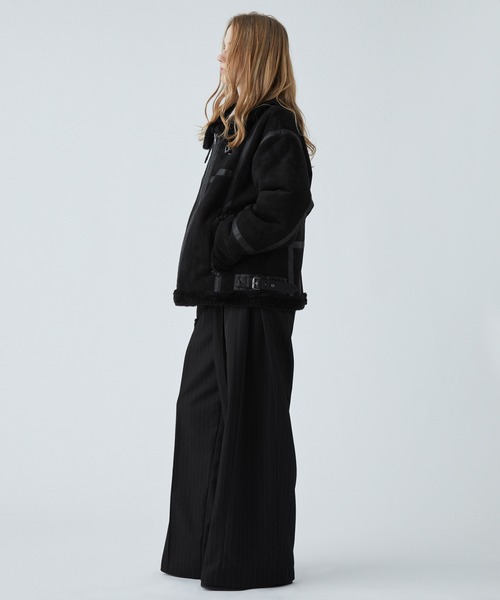 VELNUS（ベルナス）の「【VELNUS】B-3 high neck design fleece-lined faux shearling jacket/Ｂ-3ハイネックデザイン 裏ボアフェイクムートンジャケット（ムートンコート・メンズ・ホワイト/ブラック・L/S/M）」の19枚目の写真