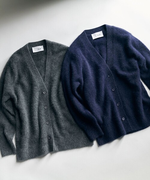 ICB(アイシービー)の「ルレックスフォックスアルパカ Vネックカーディガン(カーディガン/ボレロ・レディース・ネイビー系/グレー系・LARGE)」の5枚目の写真