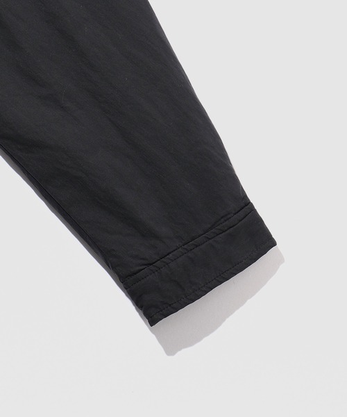 Dickies(ディッキーズ)の「Dickies 襟コーデュロイ切り替え 薄中綿 ワークジャケット(ミリタリージャケット・メンズ・ブラック/カーキ・M/L/XL)」の4枚目の写真