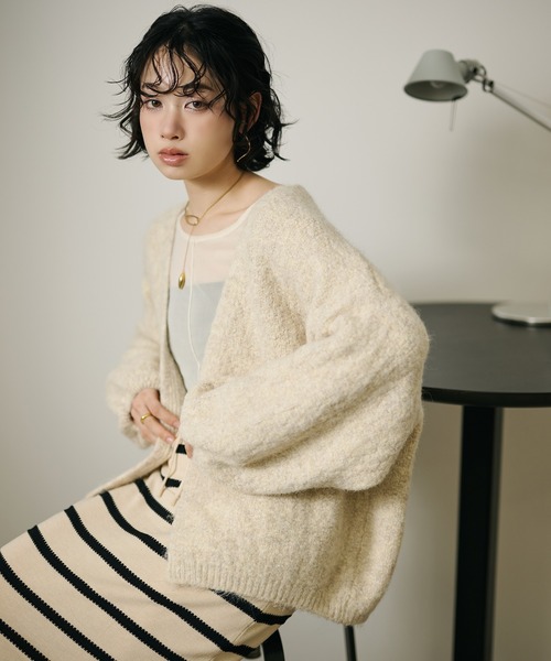LAULEN(ローレン)の「volume sleeve shawl knit cardigan /ボリュームスリーブショールニットカーディガン(カーディガン/ボレロ・レディース・イエロー/アイボリー・FREE)」の1枚目の写真