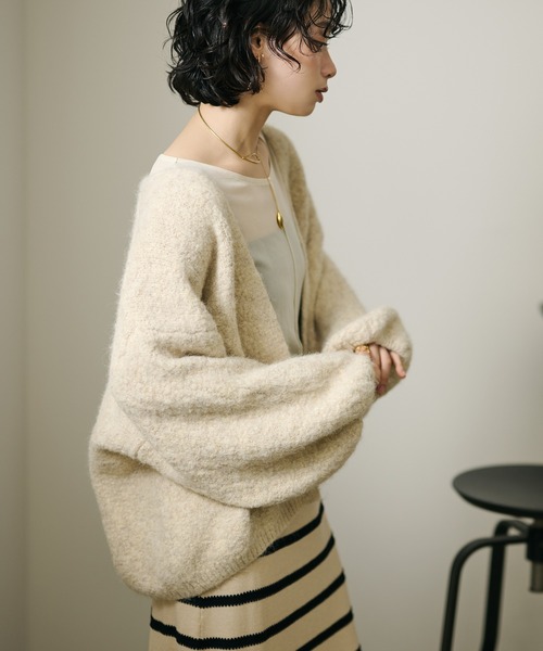 LAULEN(ローレン)の「volume sleeve shawl knit cardigan /ボリュームスリーブショールニットカーディガン(カーディガン/ボレロ・レディース・イエロー/アイボリー・FREE)」の18枚目の写真