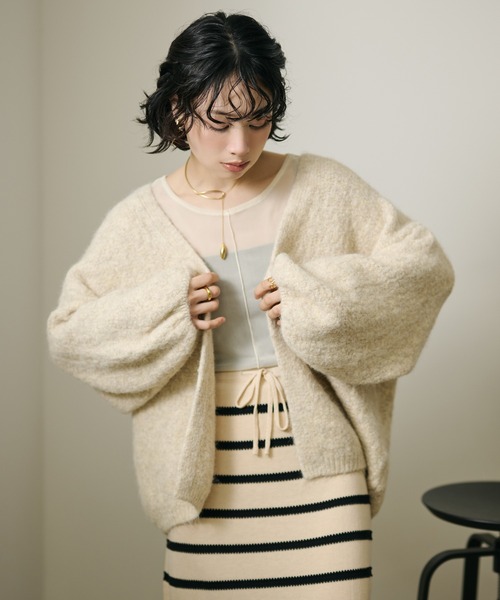 LAULEN(ローレン)の「volume sleeve shawl knit cardigan /ボリュームスリーブショールニットカーディガン(カーディガン/ボレロ・レディース・イエロー/アイボリー・FREE)」の19枚目の写真