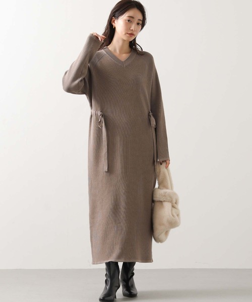 Gready Brilliant(グレディブリリアン)の「VネックリブニットOワンピ(ワンピース・レディース・モカ/ブラック・38)」の1枚目の写真