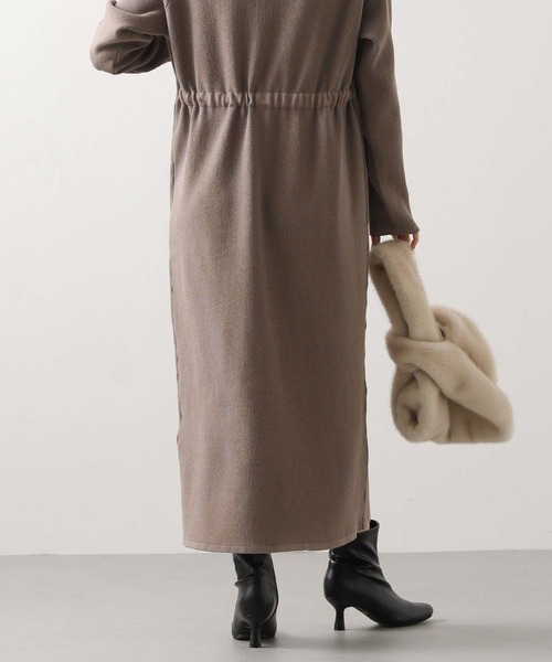 Gready Brilliant(グレディブリリアン)の「VネックリブニットOワンピ(ワンピース・レディース・モカ/ブラック・38)」の22枚目の写真