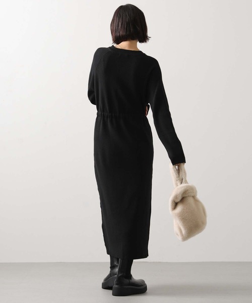 Gready Brilliant(グレディブリリアン)の「VネックリブニットOワンピ(ワンピース・レディース・モカ/ブラック・38)」の5枚目の写真