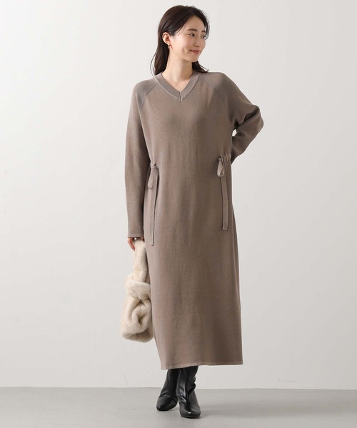 Gready Brilliant(グレディブリリアン)の「VネックリブニットOワンピ(ワンピース・レディース・モカ/ブラック・38)」の16枚目の写真