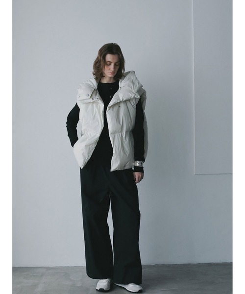 HER.（ハー）の「コットンヘンリーネックプルオーバー（Tシャツ/カットソー・レディース・ブラック/オフホワイト・フリー）」の8枚目の写真