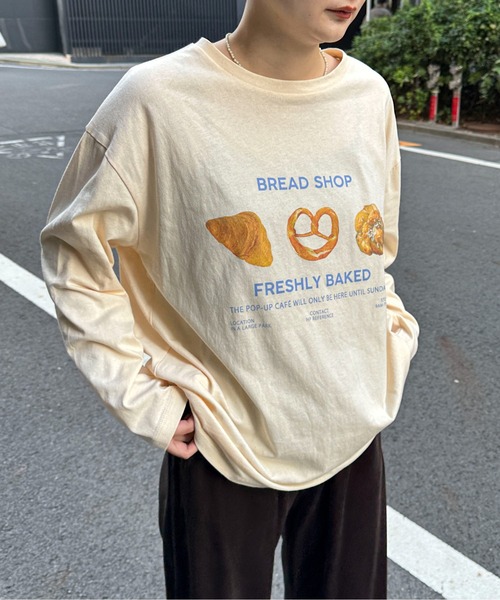 PILIT（ピリット）の「焼きたてベーカリー ロンTee（Tシャツ/カットソー・レディース・アイボリー/オートミール/ピンク・MEDIUM）」の2枚目の写真