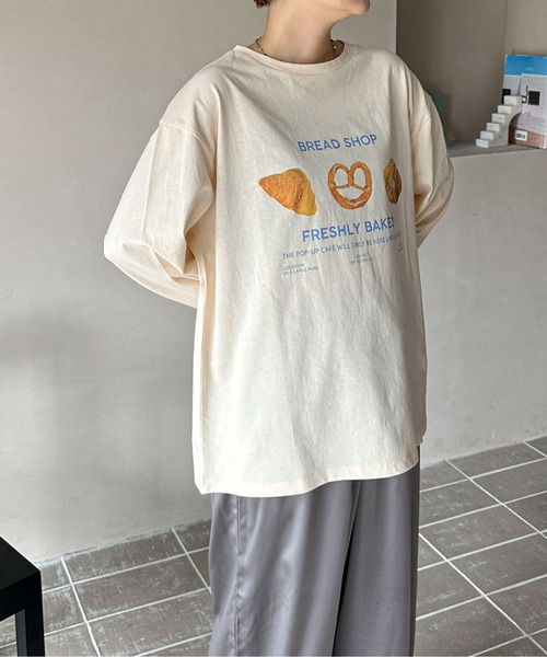 PILIT（ピリット）の「焼きたてベーカリー ロンTee（Tシャツ/カットソー・レディース・アイボリー/オートミール/ピンク・MEDIUM）」の4枚目の写真