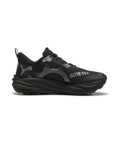 PUMA(プーマ)の「PUMA プーマ メンズ ヴォヤージュ ニトロ 4 ゴアテックス ランニングシュー(スニーカー・メンズ・ブラック×シルバー・25.0cm/25.5cm/30.0cm/31cm/27.0cm/27.5cm/26.0cm/26.5cm/29.0cm/29.5cm/28.0cm/28.5cm)」の5枚目の写真