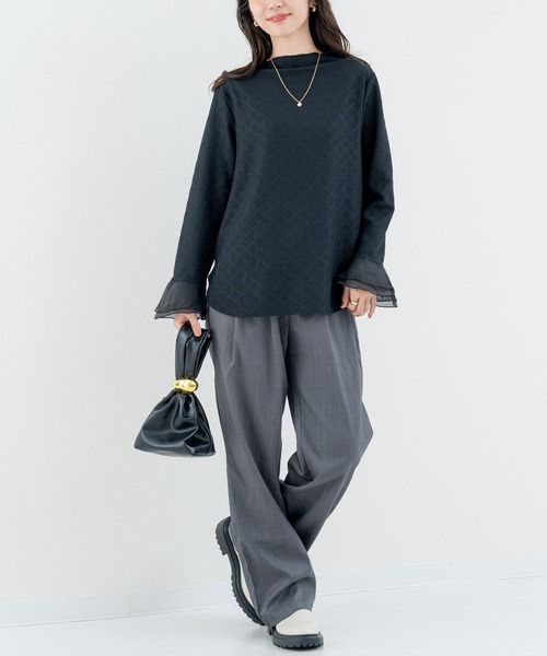 ANNA LUNA(アンナルナ)の「【ANNA LUNA】 異素材で魅せる 切替 ハイネック プルオーバー / インナー(Tシャツ/カットソー・レディース・ブラック/オフホワイト・MEDIUM)」の17枚目の写真