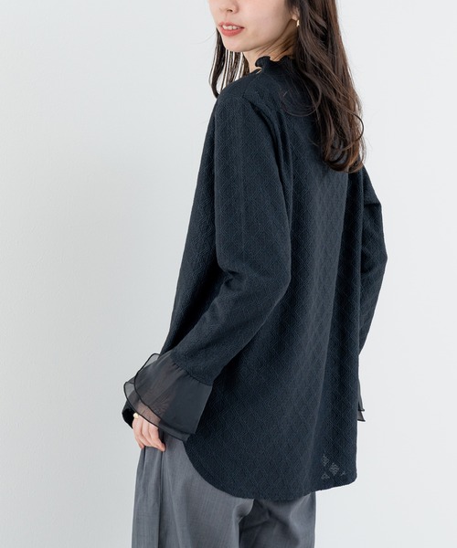 ANNA LUNA(アンナルナ)の「【ANNA LUNA】 異素材で魅せる 切替 ハイネック プルオーバー / インナー(Tシャツ/カットソー・レディース・ブラック/オフホワイト・MEDIUM)」の21枚目の写真