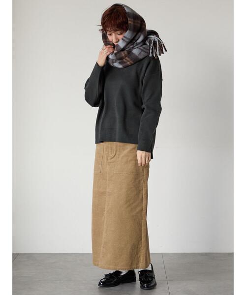 Lugnoncure（ルノンキュール）の「コットンタッチVネックニット（ニット/セーター・レディース・パープル/イエロー/グレー/チャコールグレー・F）」の8枚目の写真