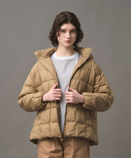 WOMEN'S NYLON TAFFETA SQUARE QUILTED DOWN JACKET（ダウンジャケット