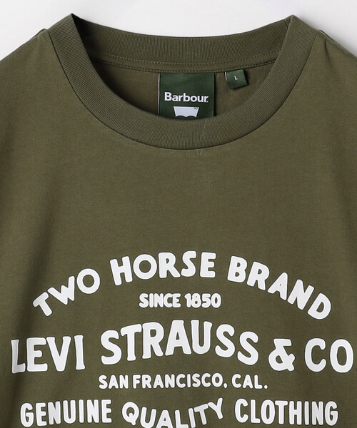 Barbour(バブアー)の「Barbour x Levi's/バブアー × リーバイス Levi's × Barbour graphic t-shirt(Tシャツ/カットソー・メンズ・ホワイト/オリーブ・LARGE/MEDIUM)」の4枚目の写真